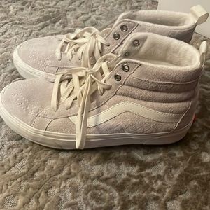 Van’s Women’s Sk8-Hi MTE